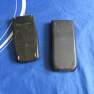 Graafiline kalkulaator Texas Instruments Ti-84 / Ti-86 (1 foto / 6)