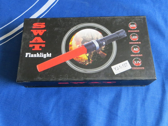 SWAT taskulamp