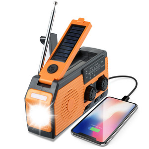 Радио/аккумулятор 5000mAh - с солнечной панелью (SOS радио) (2 фото из 7)