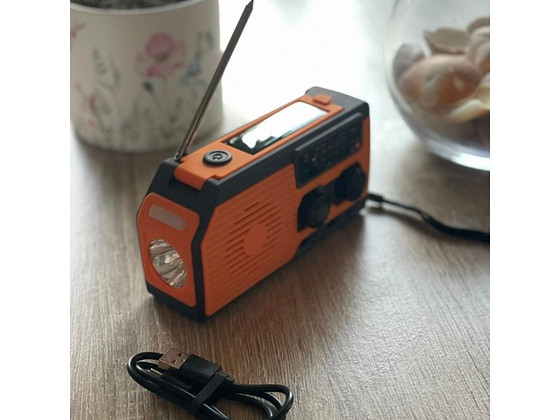 Радио/аккумулятор 5000mAh - с солнечной панелью (SOS радио)