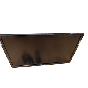 Teler Philips 24" 5500 Series + Pult + Juhe + Karp (2 foto / 5)