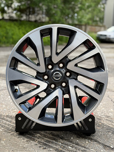 18" Nissan Navara originaalveljed 6x114,3 (1 foto / 7)