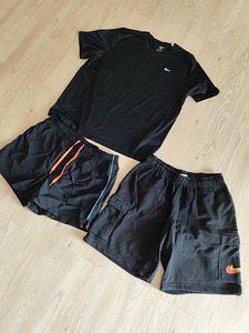 Шорты Nike M-L (1 фото из 2)