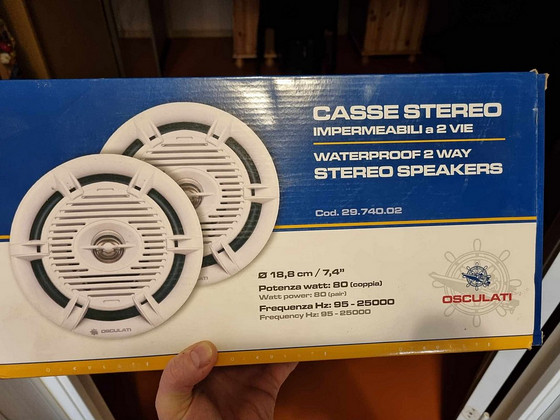 Veekindlad kõlarid, Osculati Casse stereo