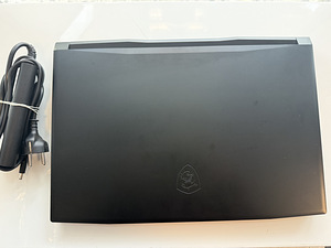 Msi Katana GF76 (3 фото из 5)