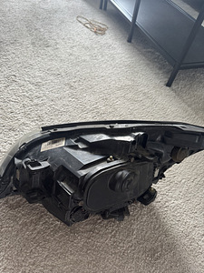 Volvo v60/s60 parem poolne esituli (3 foto / 5)