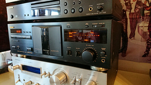 TEAC V-3010 стерео кассетная дека (2 фото из 2)