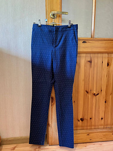 Naiste sinised Reservedi püksid, suurus 34, väga heas korras (1 foto / 2)
