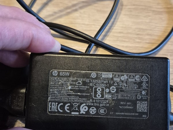 Hp 65W sülearvuti laadija