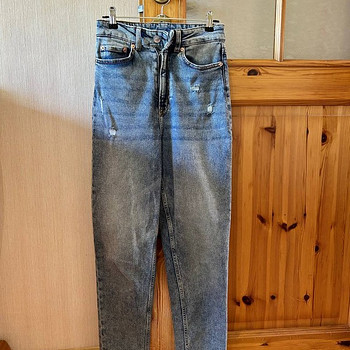 Женские синие джинсы H&M, размер 34, отличное состояние.