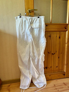 Naiste valged püksid H&M, suurus S, suurepärases seisukorras. (2 foto / 2)