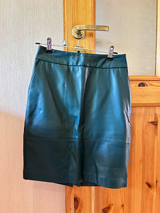 Naiste roheline nahast seelik Mohito, suurus 32. (1 foto / 2)