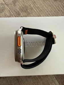 Apple Watch Ultra 2 49mm Titanium (3 foto / 5)