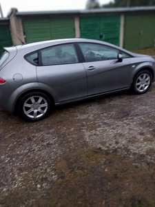Seat Leon (2 фото из 9)
