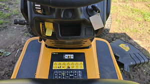 Murutraktor CUB CADET LT1 (5 foto / 8)