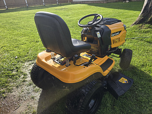 Murutraktor CUB CADET LT1 (2 foto / 8)