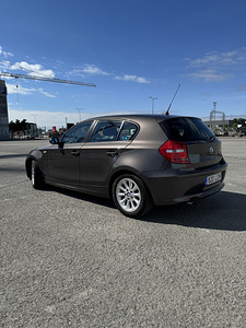BMW e87 118d (5 foto / 10)