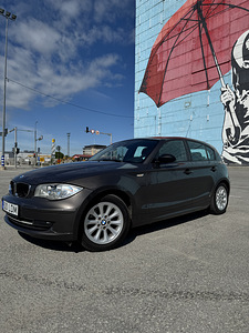BMW e87 118d (7 foto / 10)