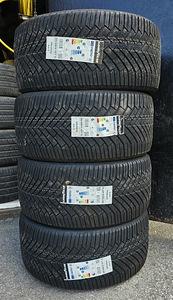R19 rehvid 285 40 19 UltraGrip Ice 3 B E 71dB 107T XL dot23 (2 foto / 2)