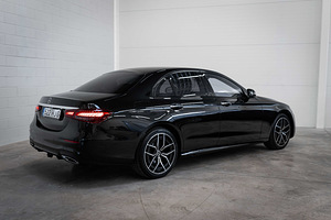 Mercedes-Benz E 220 AMG 4Matic Facelift 2.0 147kW (4 фото из 15)