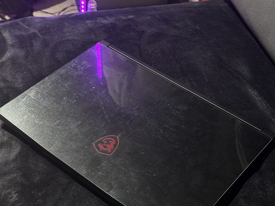 MSI GF63 Thin 10SC + ЗАРЯДНОЕ УСТРОЙСТВО