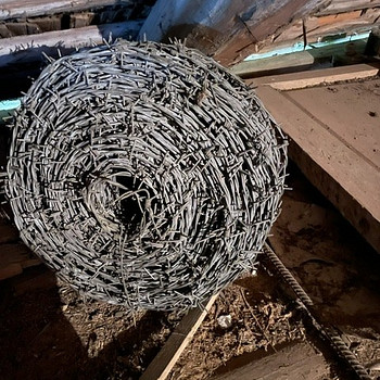 Колючая проволока