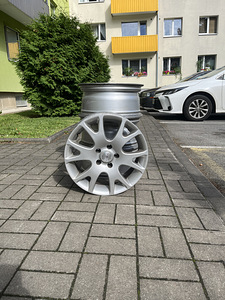 Литые диски R16 114,3*5 Nissan (1 фото из 5)