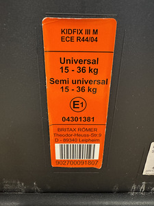 Turvatool Britax Römer Kidfix III M (15-36 kg) (7 foto / 7)