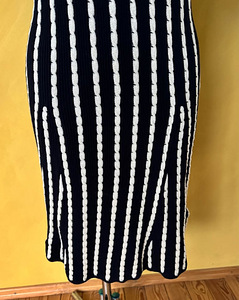 Платье Tommy Hilfiger с эффектом стройности НОВОЕ, стоило 199€ (6 фото из 7)