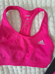 Adidas ilus komplekt, s. XS ja S (3 foto / 3)