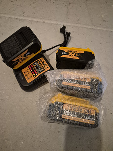 Dewalt 20v-6,12a/h akud (1 foto / 1)