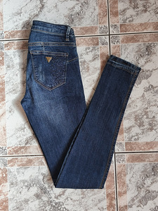 GUESS teksad, suurus XS/25 (1 foto / 5)