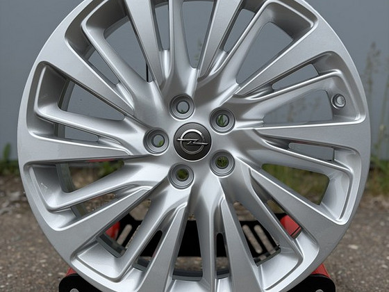 18" Opel originaalveljed 5x105 + andurid