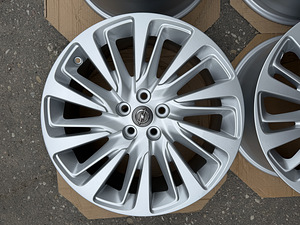 18" Opel originaalveljed 5x105 + andurid (7 foto / 10)