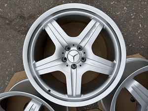 20" оригинальные диски Mercedes-Benz AMG 5x112 (5 фото из 10)