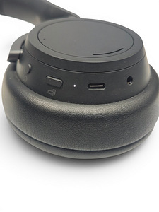 Bluetooth Наушники Microsoft Surface Headphones (4 фото из 5)