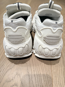 Кроссовки OFF-White! (4 фото из 4)