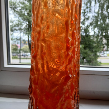Tarbeklaas vaas "Kütis"