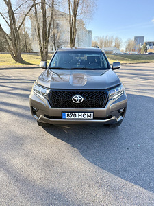 Toyota Land cruiser 150 (1 foto / 7)