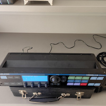 TC Helicon Voicelive rack
