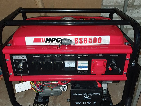 Bensiinielektrigeneraator
