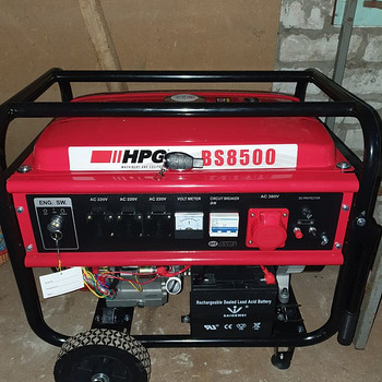 Bensiinielektrigeneraator