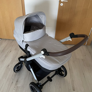 Cybex EOS Lux 2-in-1 + turvatool + adapterid