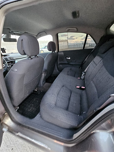 Renault Laguna (12 foto / 12)