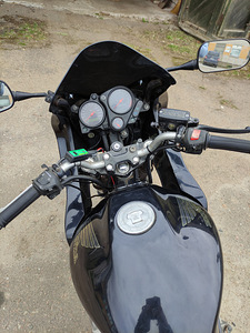 Honda hornet CB 600s (1 foto / 4)