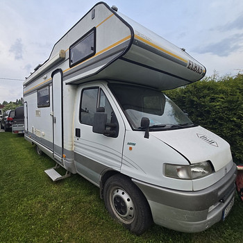 Matkaauto rent