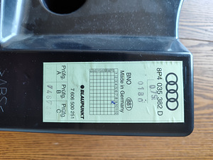 Audi A3 8PA subwoofer 8P4 035 382D (2 foto / 2)