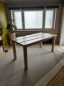 Täispuidust käsitöö söögilaud (3 foto / 5)