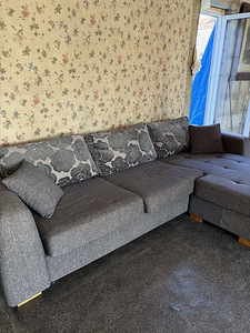 Müüa diivan - järeletulemisega Pirgus (2 foto / 2)
