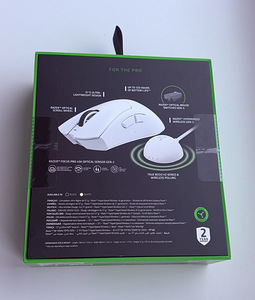 Razer DeathAdder V4 Pro , White Edition (2 фото из 5)
